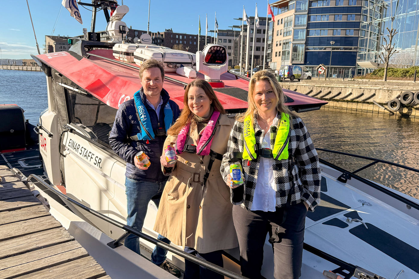 Tarjei Aasheim, Manira Naufal og Martine Thorleifsson er klare for en ny båtsesong.