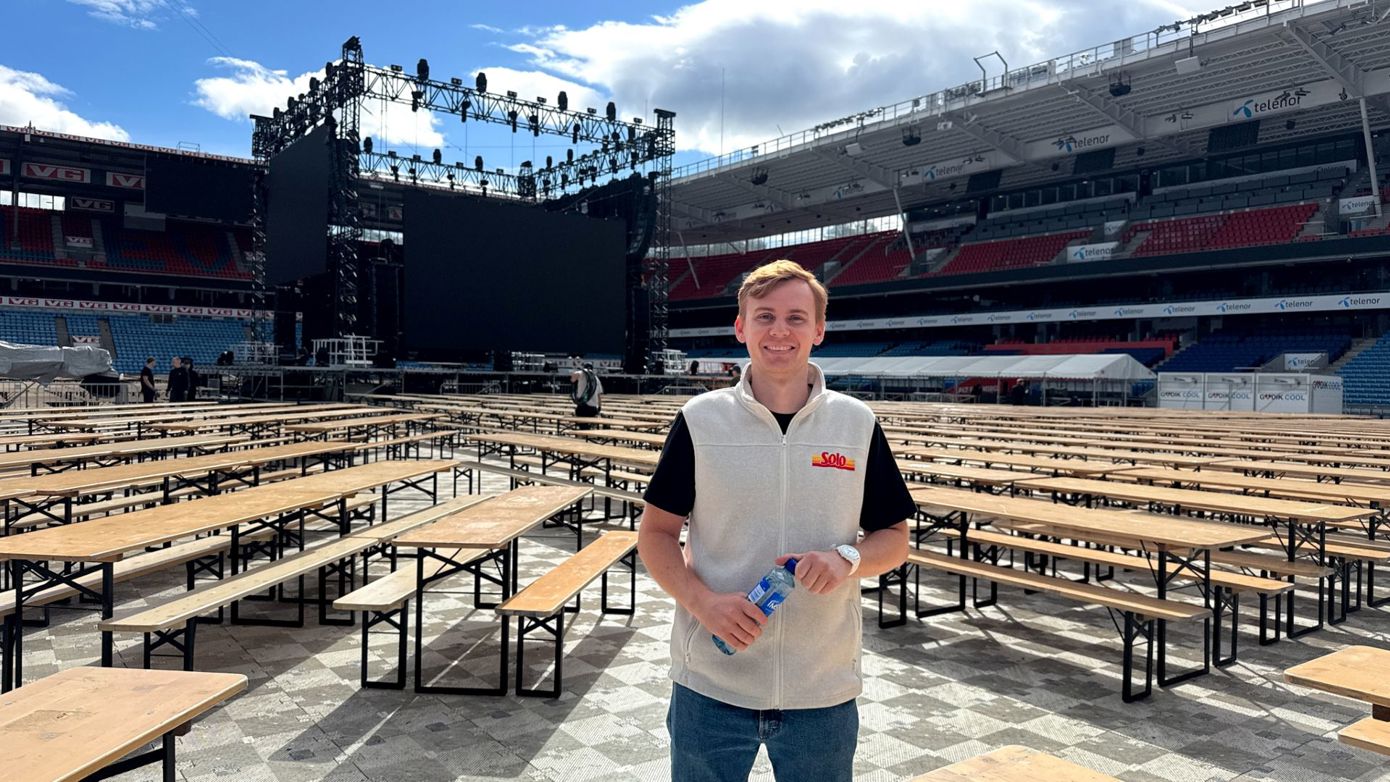 Senior teknisk leder for region Vestre Østland i Ringnes, Eskil Dahlen, på plass på Ullevaal i forkant av Norges kamp mot Iraq.